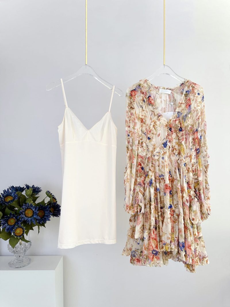 Ivory Daisy Floral Dress - Image 7