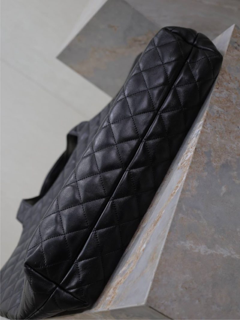 Saint Laurent  Lambskin Quilted Maxi Icare Shopping Tote - Image 7