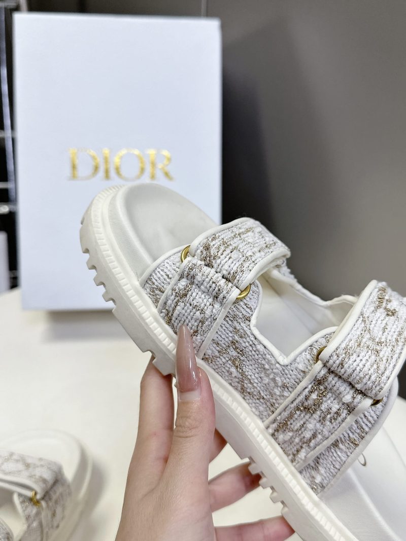 Dior SLipper - Image 17