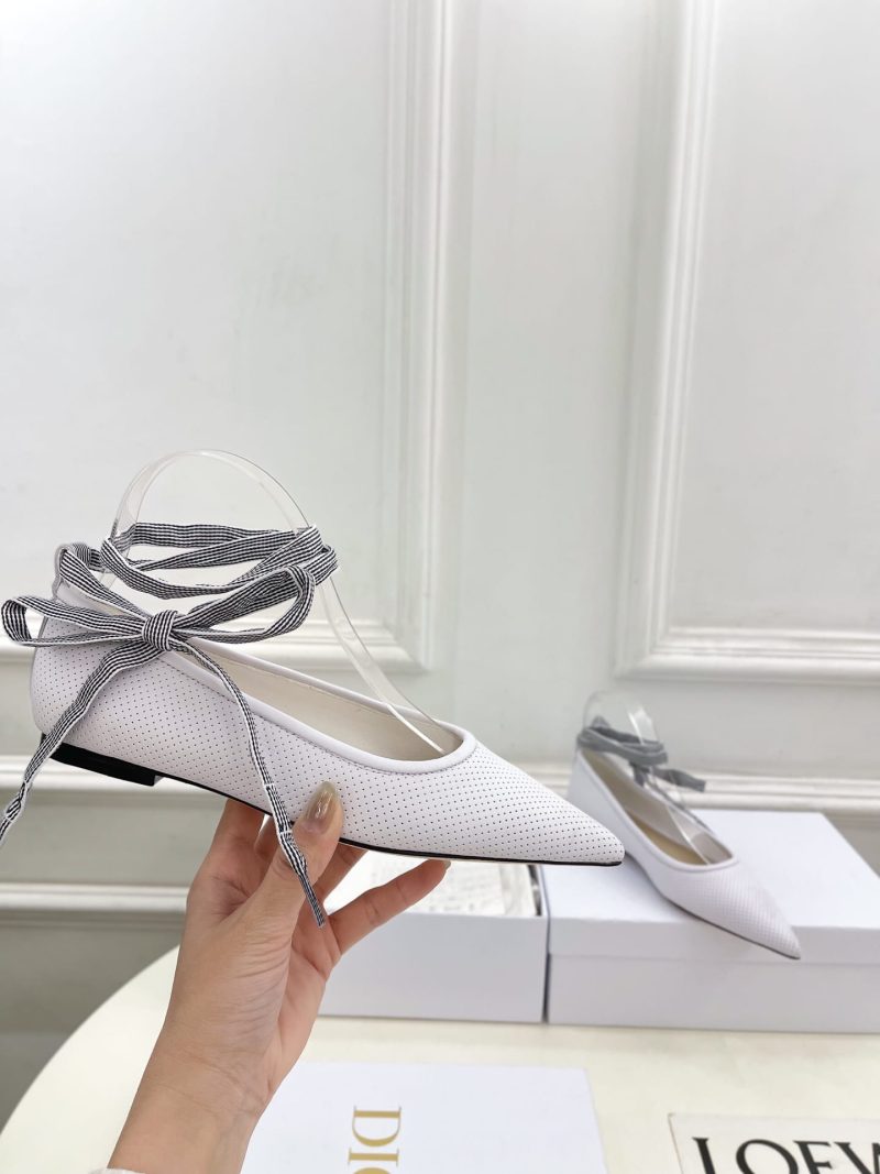 D-Journey Lace-Up Flat - Image 5