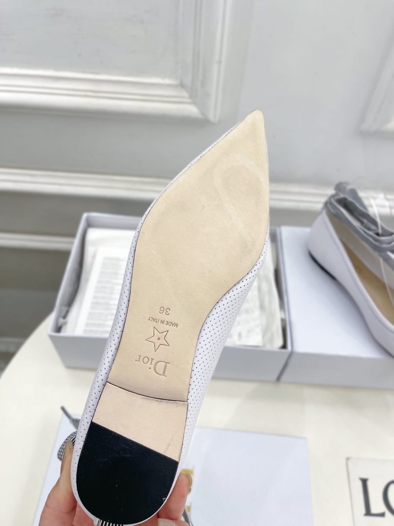 D-Journey Lace-Up Flat - Image 10
