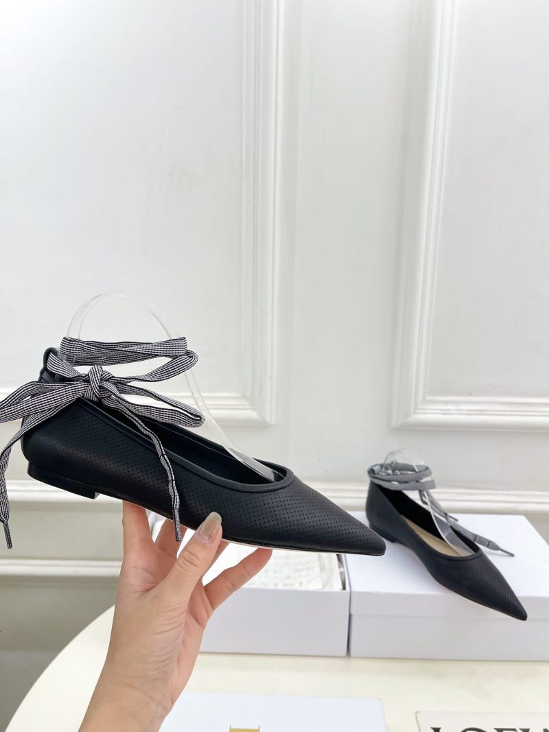 D-Journey Lace-Up Flat - Image 14