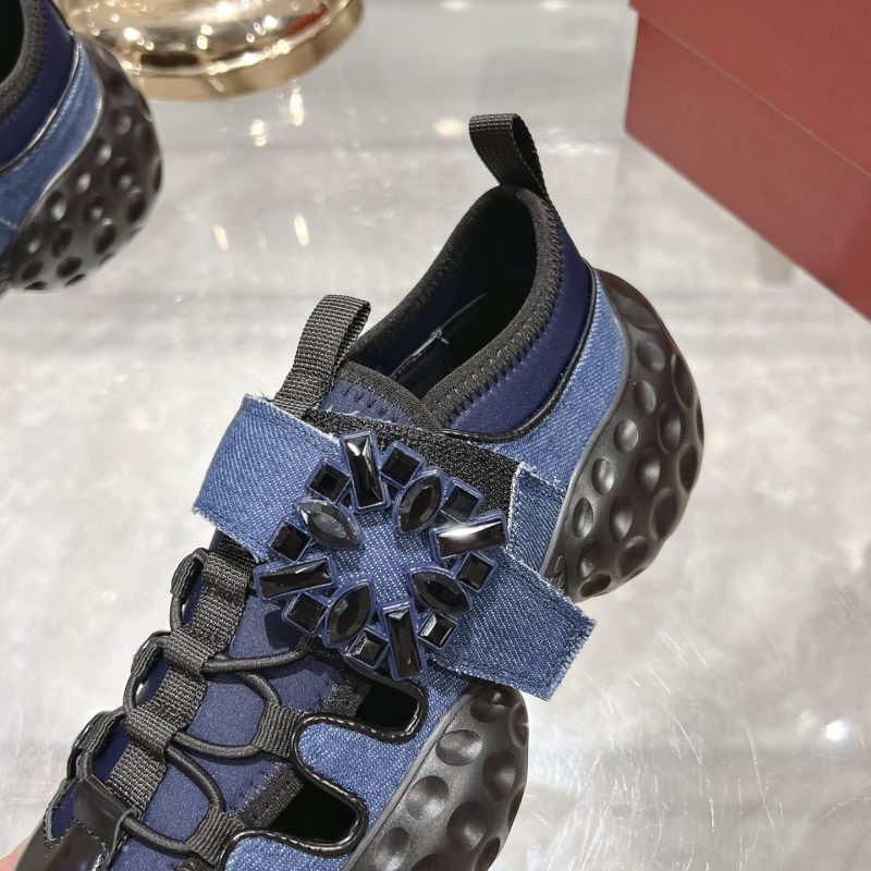 Viv' on the Run Trekky Sneakers in fabric and leather - Image 20