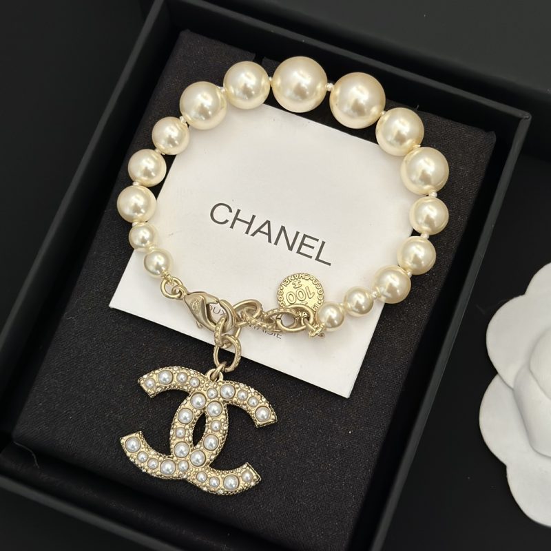 CC Pearl Bracelet - Image 5